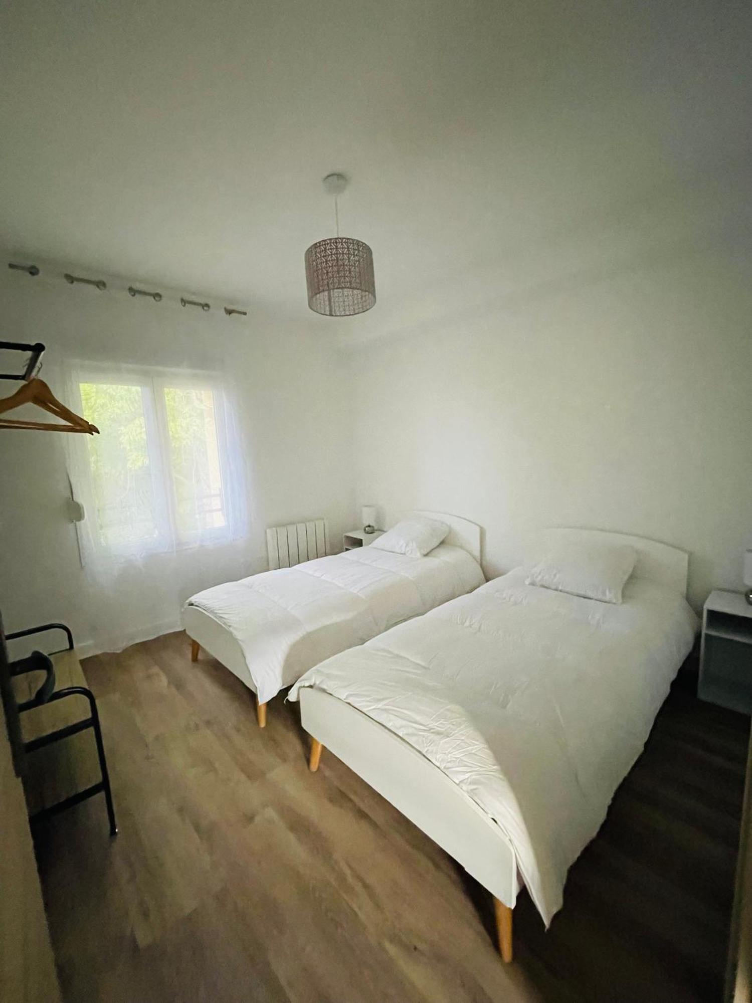 Maison Des Vignes Veyre-Monton Extérieur photo