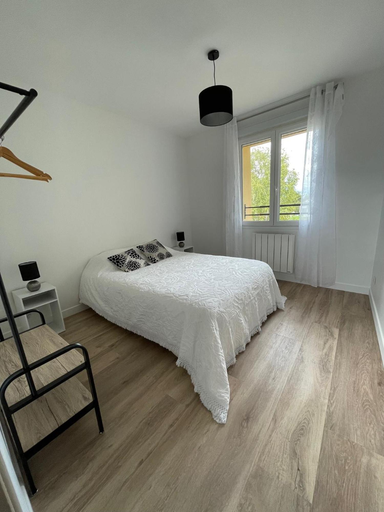 Maison Des Vignes Veyre-Monton Extérieur photo